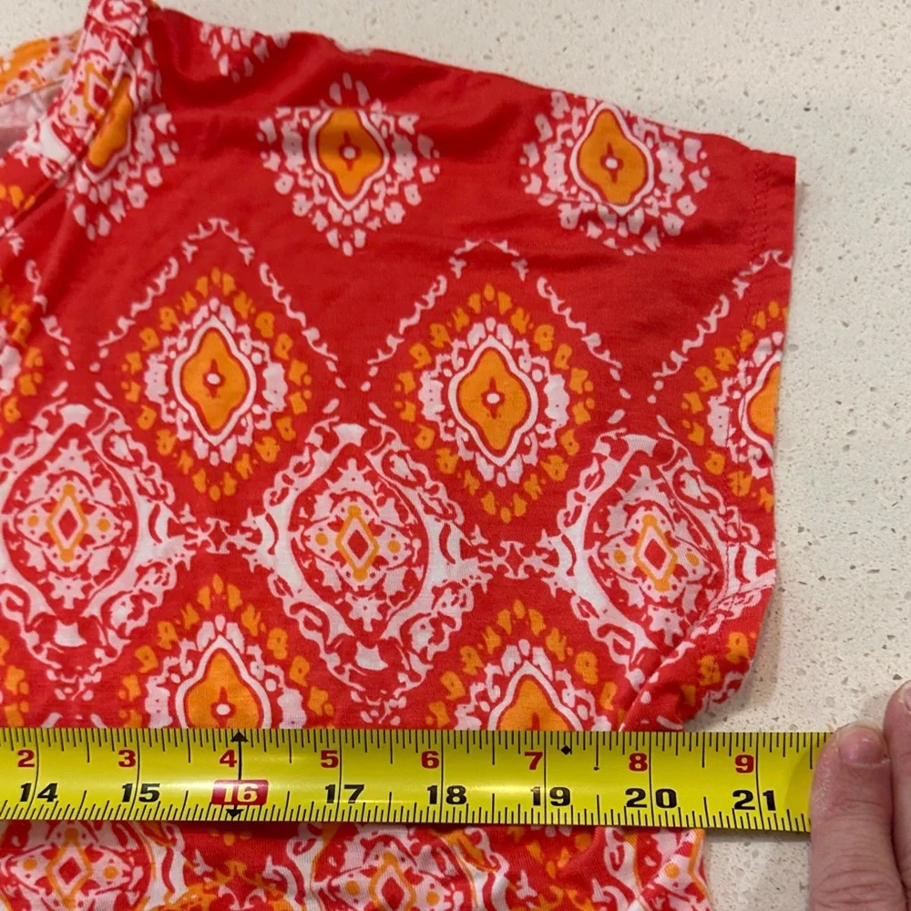 ⚠️Dana Buchman Red and Orange Patterned Blouse - Picture 5 of 8